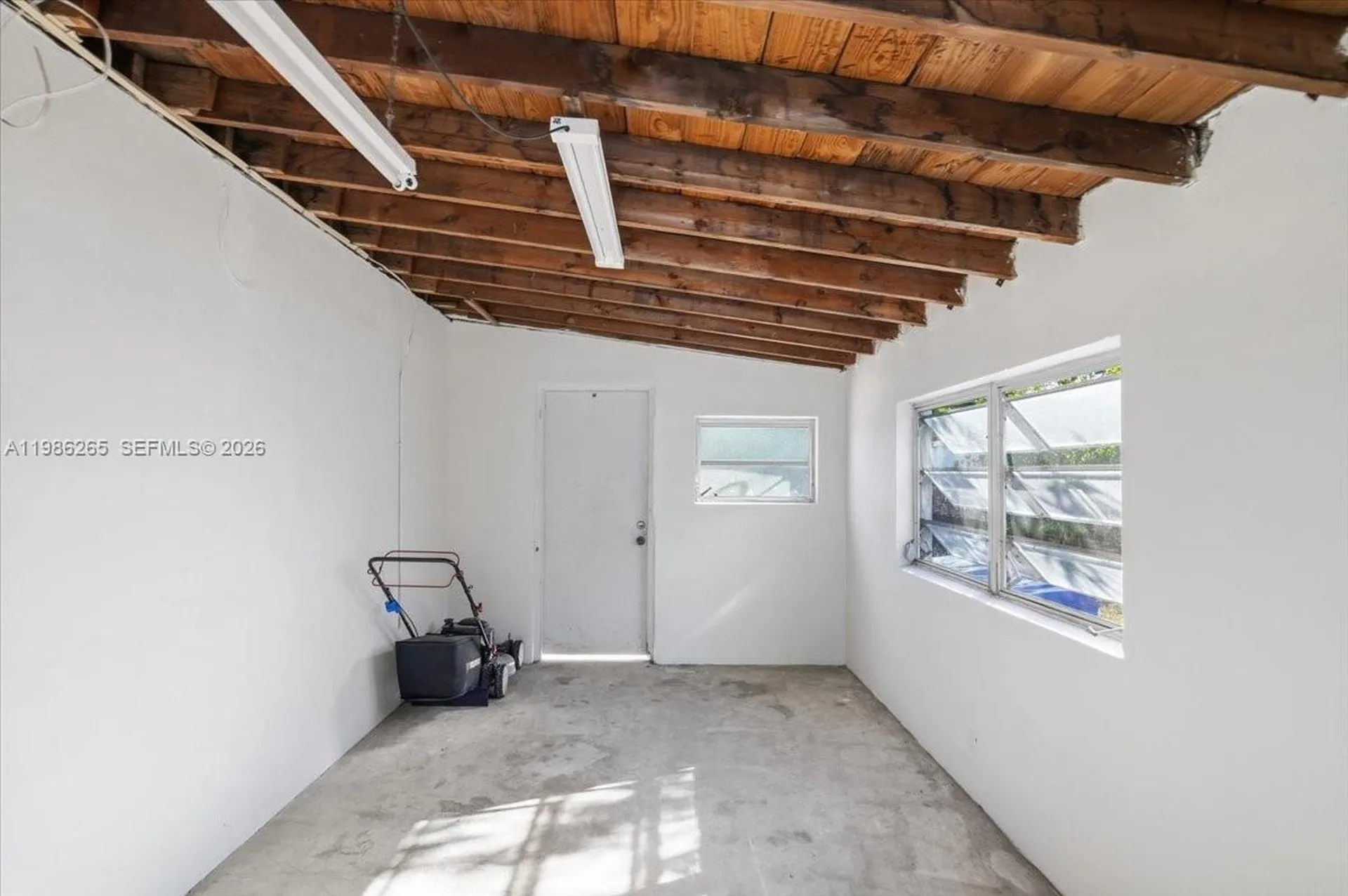 1400 NE 43rd Court Pompano Beach FL 33064