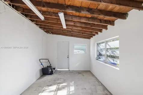 1400 NE 43rd Court Pompano Beach FL 33064
