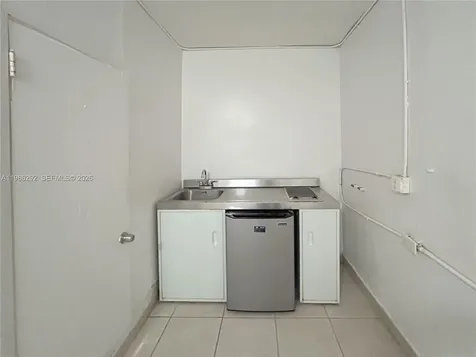 1079 NW 112th Terrace Miami FL 33168