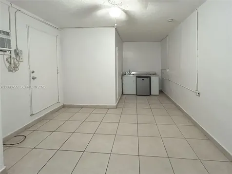 1079 NW 112th Terrace Miami FL 33168