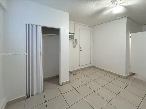 1079 NW 112th Terrace Miami FL 33168