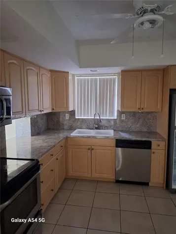 710 NW 77th Way Pembroke Pines FL 33024