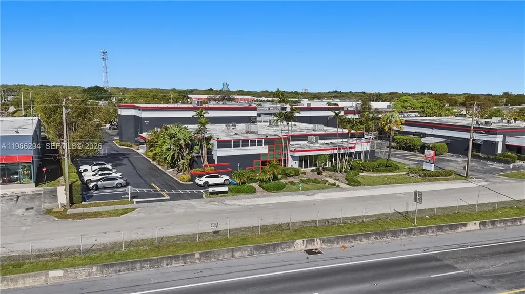 2950 N 28th Terrace Hollywood FL 33020