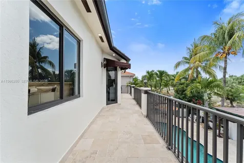 Miami Lakes FL 33016