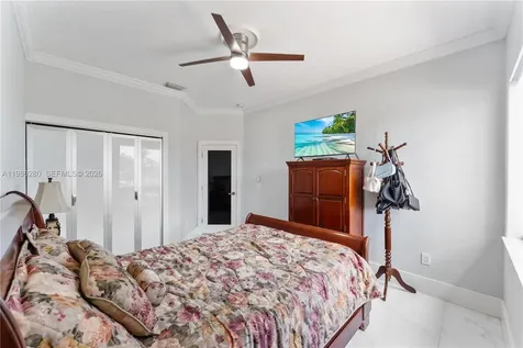 Miami Lakes FL 33016
