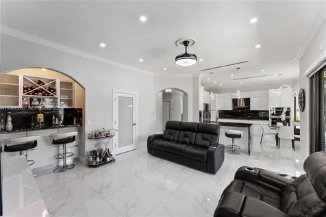Miami Lakes FL 33016
