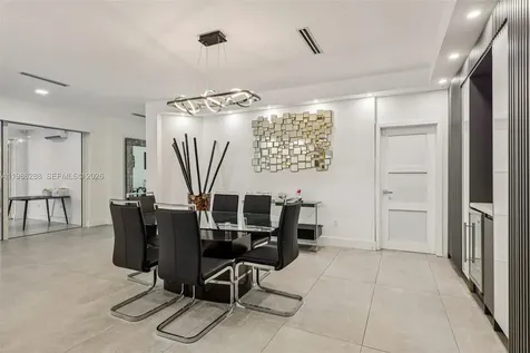 11280 NW 77th Terrace Doral FL 33178