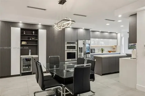 11280 NW 77th Terrace Doral FL 33178