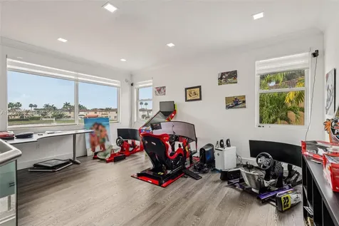 11280 NW 77th Terrace Doral FL 33178