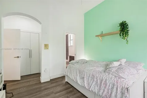 11280 NW 77th Terrace Doral FL 33178