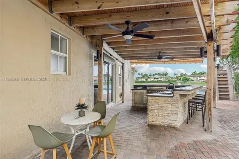 11280 NW 77th Terrace Doral FL 33178
