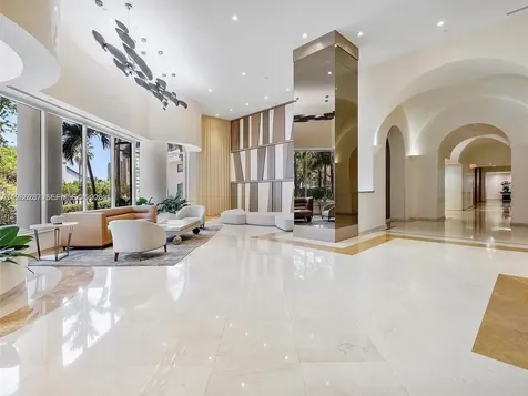 19355 Turnberry Way Aventura FL 33180