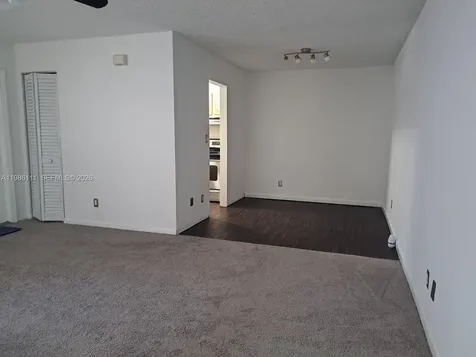 7910 Taft Street Pembroke Pines FL 33024