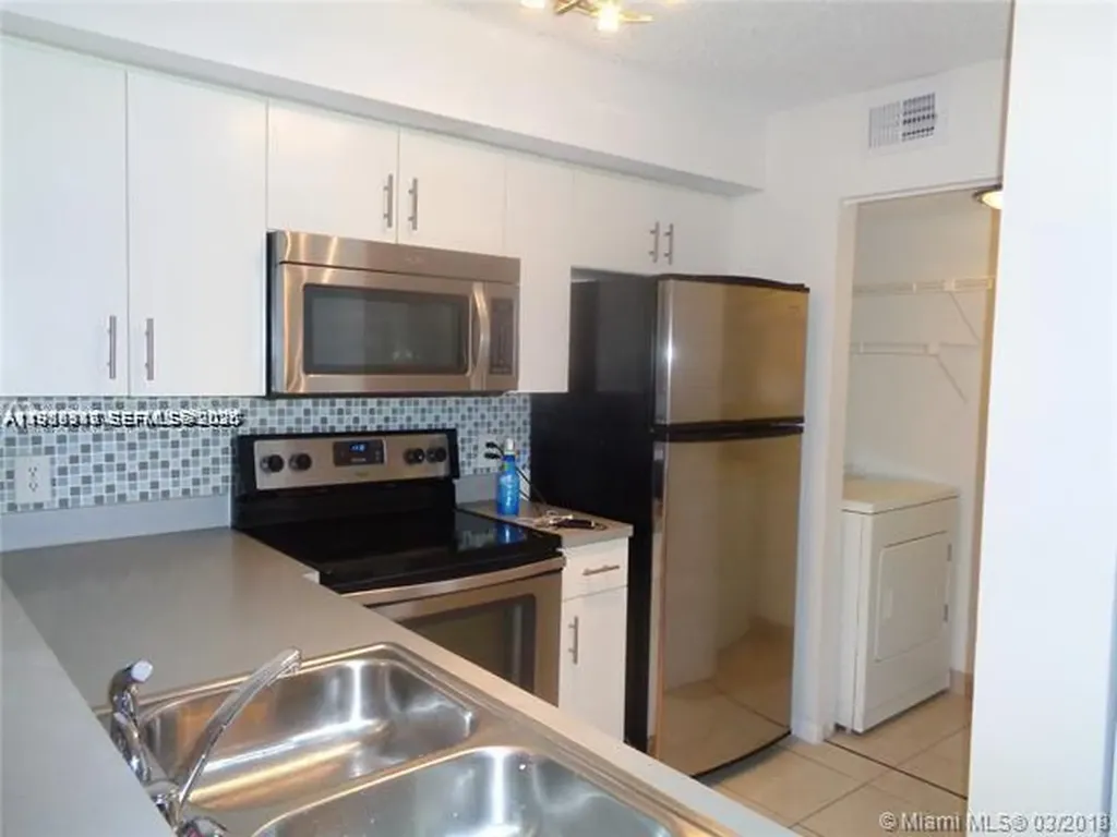 650 S Park Road Hollywood FL 33021