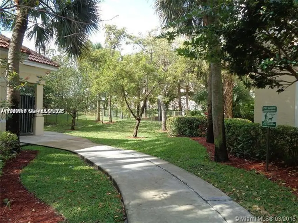 650 S Park Road Hollywood FL 33021