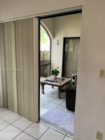 513 Racquet Club Road Weston FL 33326