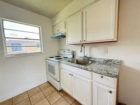 1703 Palm Drive Fort Myers FL 33907