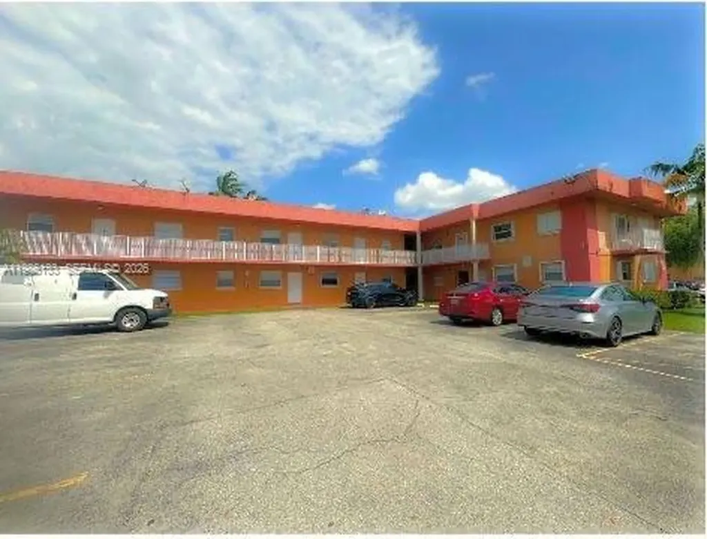 1245 W 24th Street Hialeah FL 33010