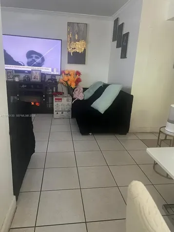 1245 W 24th Street Hialeah FL 33010