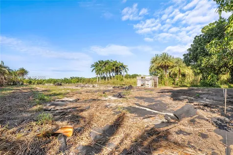 31500 SW 207th Avenue Homestead FL 33030