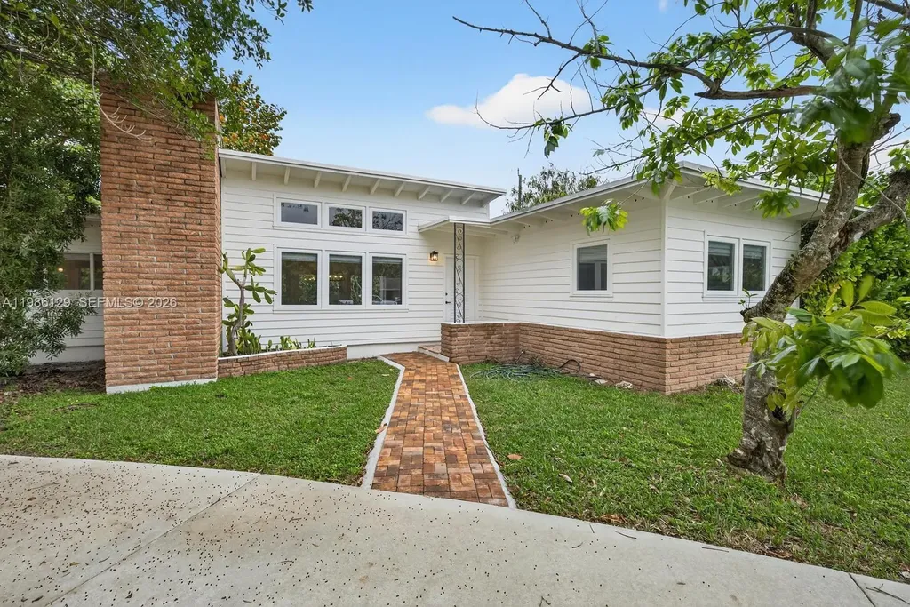 6395 SW 42nd Terrace South Miami FL 33155