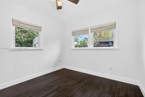 6395 SW 42nd Terrace South Miami FL 33155