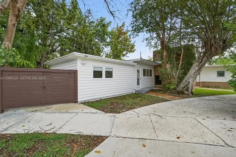 6395 SW 42nd Terrace South Miami FL 33155