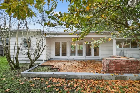 6395 SW 42nd Terrace South Miami FL 33155
