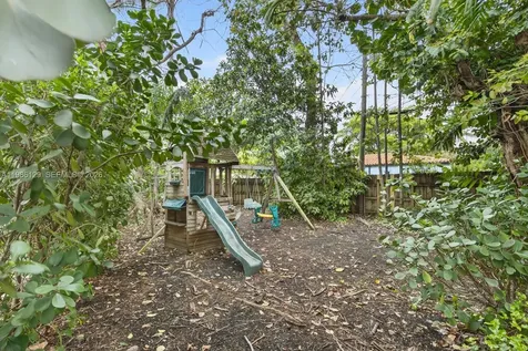 6395 SW 42nd Terrace South Miami FL 33155