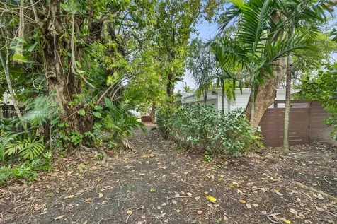 6395 SW 42nd Terrace South Miami FL 33155