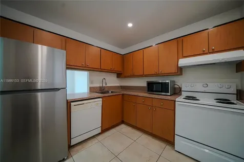 7920 Camino Real Miami FL 33143
