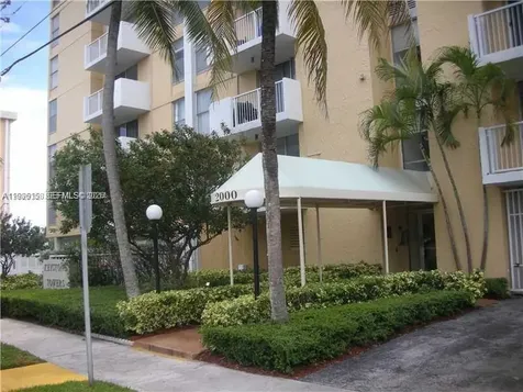 2000 NE 135th Street North Miami FL 33181