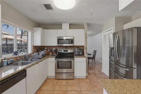 13237 NW 11th Street Miami FL 33182