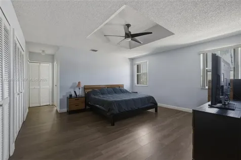 13237 NW 11th Street Miami FL 33182