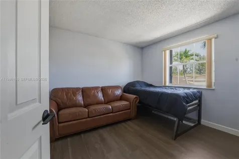 13237 NW 11th Street Miami FL 33182