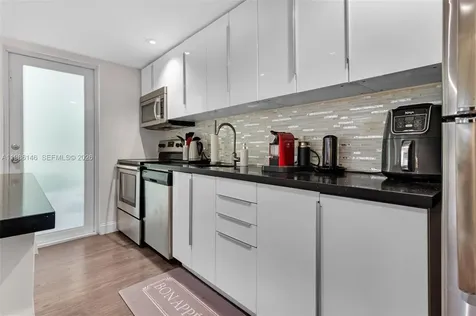 1117 Meridian Avenue Miami Beach FL 33139