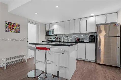 1117 Meridian Avenue Miami Beach FL 33139
