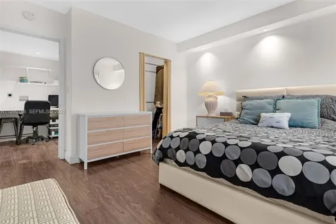 1117 Meridian Avenue Miami Beach FL 33139