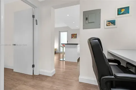 1117 Meridian Avenue Miami Beach FL 33139