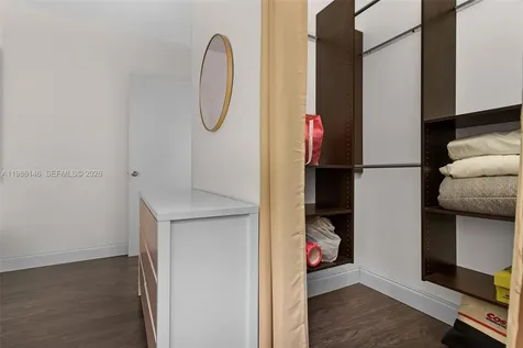 1117 Meridian Avenue Miami Beach FL 33139