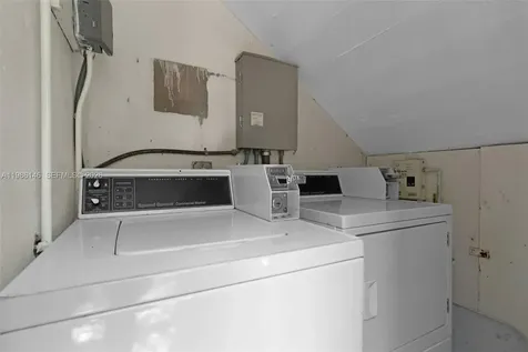 1117 Meridian Avenue Miami Beach FL 33139