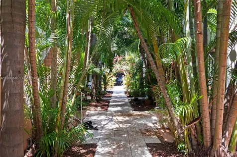 1117 Meridian Avenue Miami Beach FL 33139