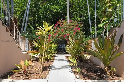 1117 Meridian Avenue Miami Beach FL 33139