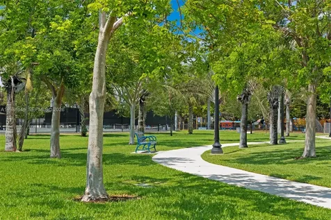 1117 Meridian Avenue Miami Beach FL 33139