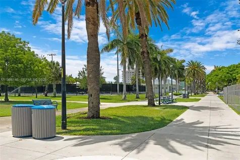 1117 Meridian Avenue Miami Beach FL 33139