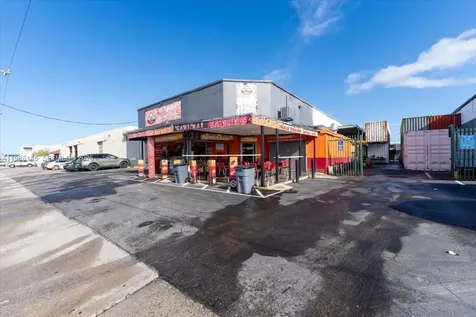 3595 NW 54th Street Hialeah FL 33142