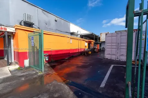 3595 NW 54th Street Hialeah FL 33142