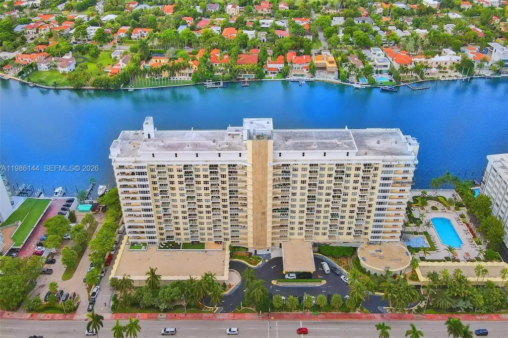 5600 Collins Avenue Miami Beach FL 33140