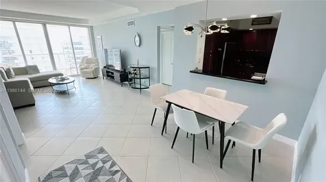 5600 Collins Avenue Miami Beach FL 33140