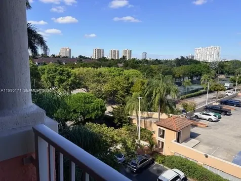 19501 E Country Club Drive Aventura FL 33180